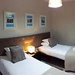 The Capital Boutique פניש