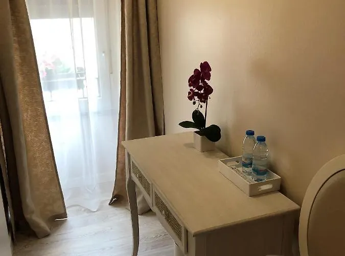 The Capital Boutique ペニシェ