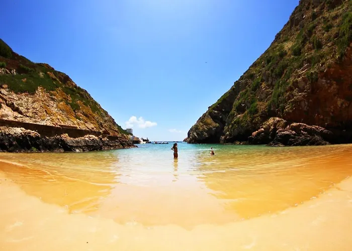 ベッド・アンド・ブレックファスト The Capital Boutique 4*